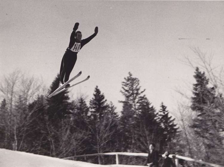 Slavko Avsenik je bil tudi odličen skakalec.