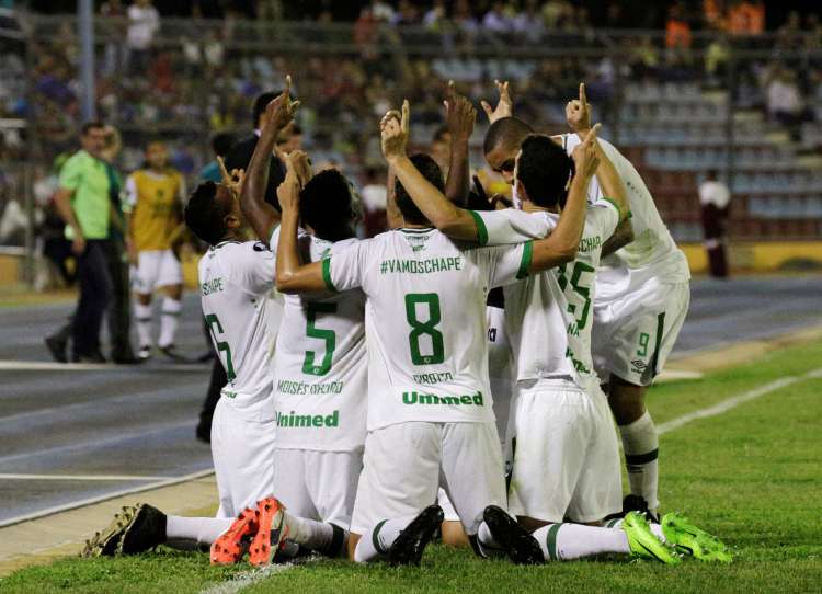 Chapecoense 1