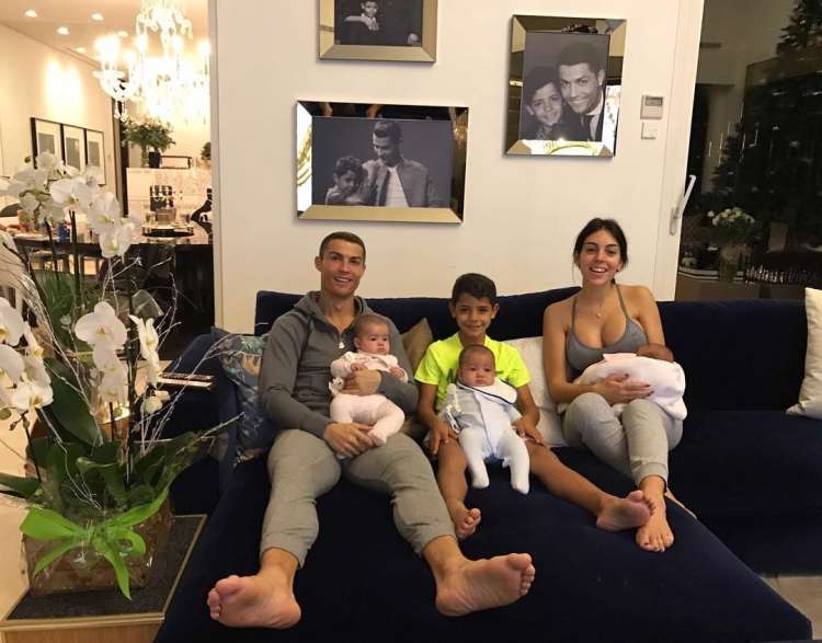 ronaldo family