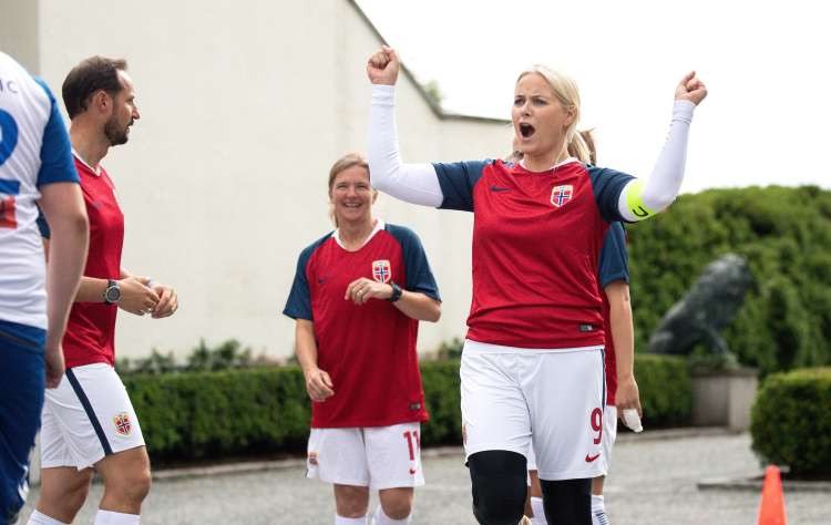 Nogometna strast na norveškem dvoru