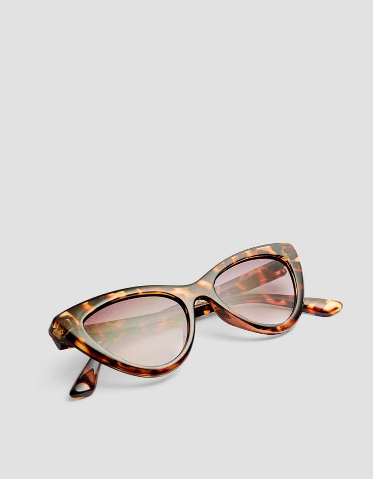 sončna očala STRADIVARIUS, 9,99 eur.jpg