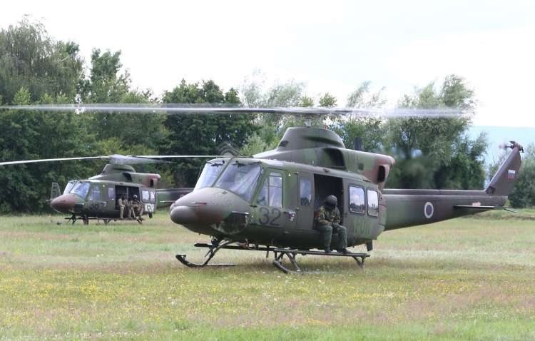 helikopter bell 412 vojska sv pl