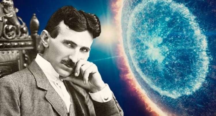 Nikola Tesla, rojen 10. julija 1856, je bil izumitelj, elektroinženir, mehanični inženir ter futuris