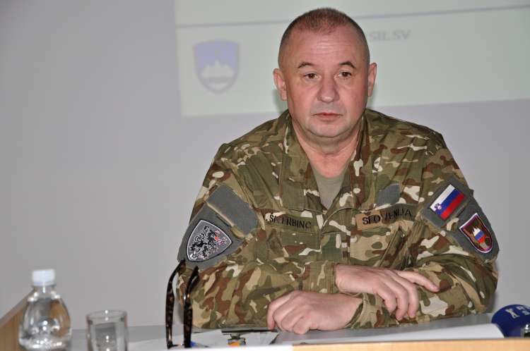 Takoj po zamenjavi oblasti je Janševa vlada rehabilitirala Miho Škerbinca in ga spet imenovala za vodjo poveljstva sil.
