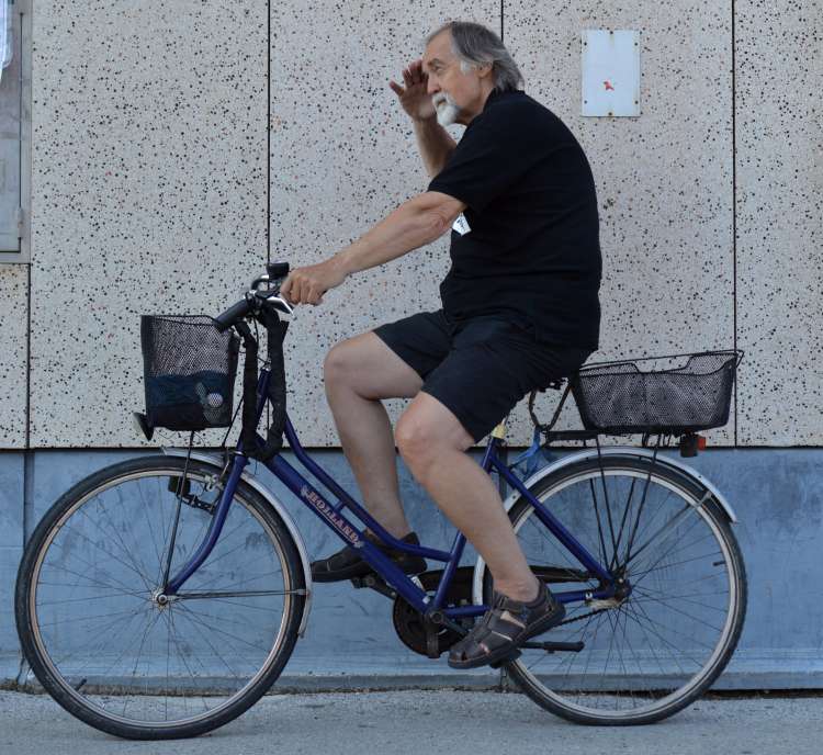 Dragan Bulič na kolesu.JPG
