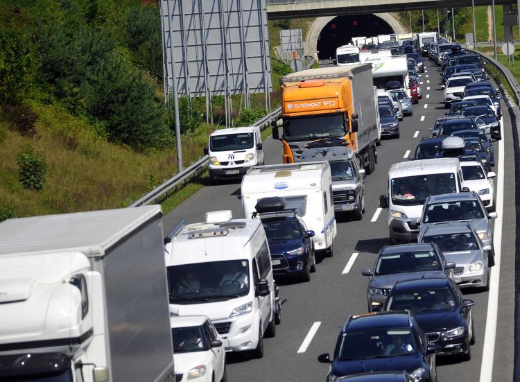 gneča, gužva, kolone, avtocesta