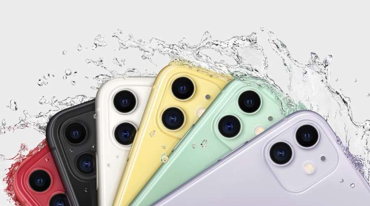 iphone-11-water-splash.jpg