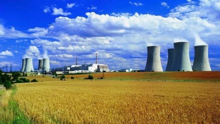Rusi na Madžarskem gradijo dva nova bloka jedrske elektrarne Paks.