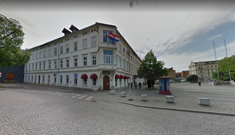 Poslovna stavba na Trgu svobode v Mariboru.