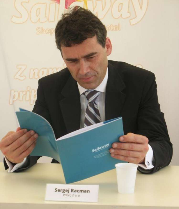 Sergej Racman je najglasnejši nasprotnik uprave Lona.