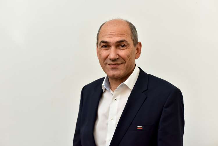 janez janša