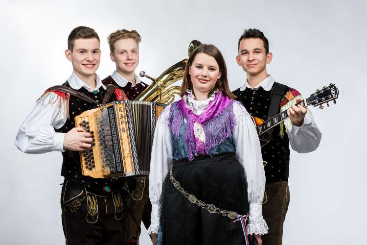 Ansambel Luka Razpotnika