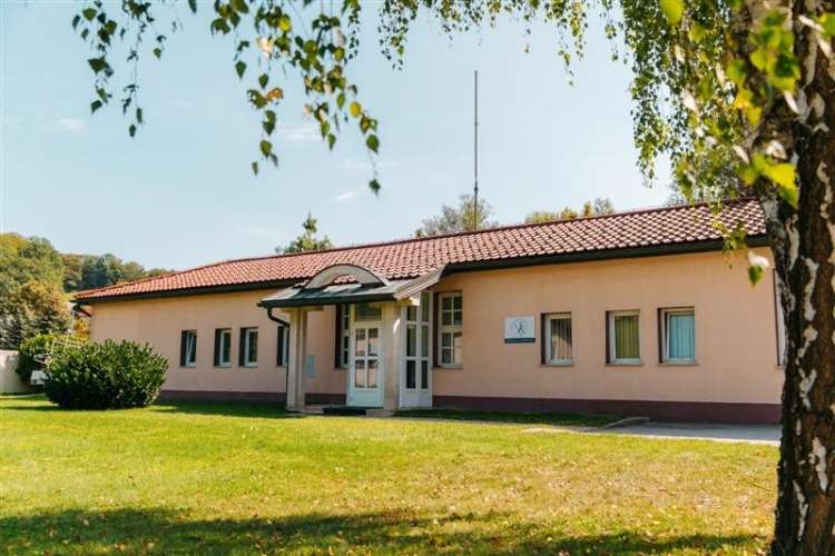 Veterinarska postaja Šmarje pri Jelšah, ki jo obvladuje Rumpf, bo po novem ustvarila več kot dva milijona evrov prihodkov na leto.