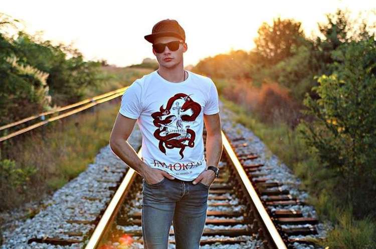 Bruno Filipović Ugodno oddam sina Ženim sina