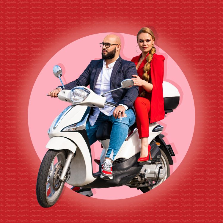 Tilen Lotrič se je takoj zaljubil vanjo.