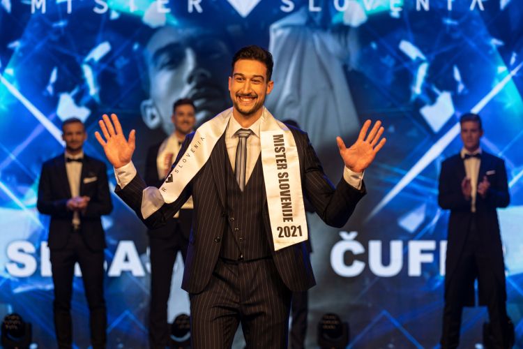 Mister Slovenije 2021 je postal Sebastian Čufer iz Tolmina.