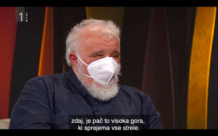 Milan Krek je na RTV Slovenija dobil intervju z Jožetom Možino, ki je bil v prvi vrsti namenjen obrambi njega osebno.