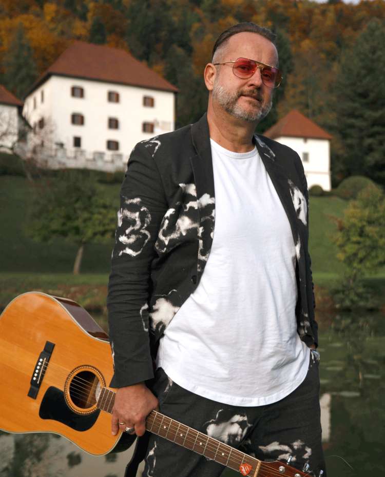 4_miki vlahovic