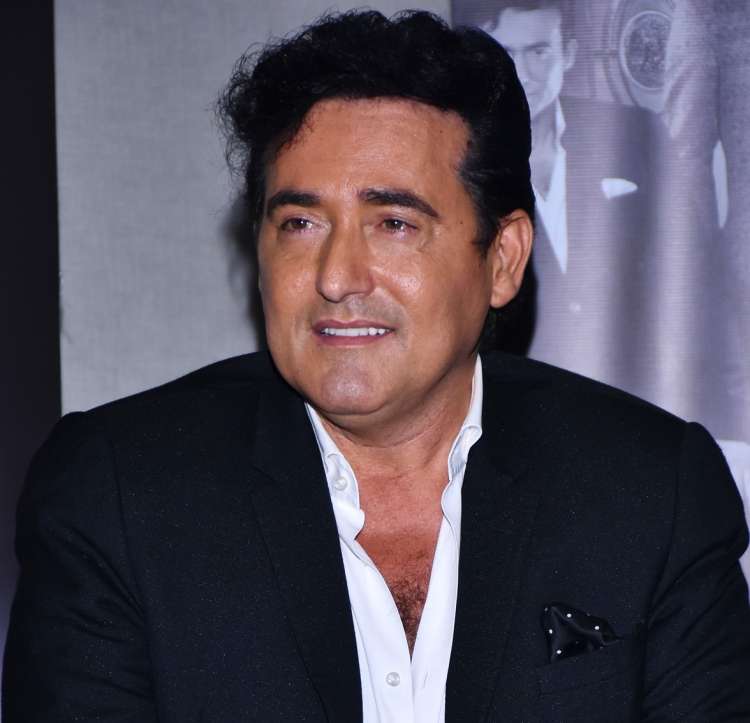 Carlos Marin