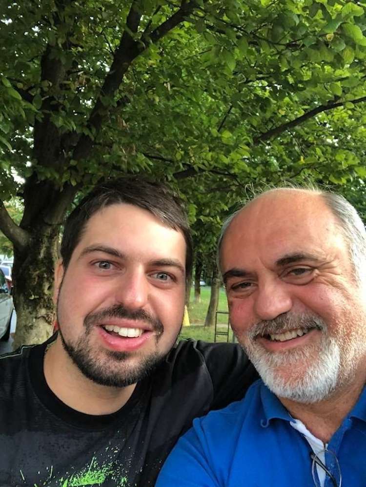 Goran Šarac s starejšim sinom Simonom