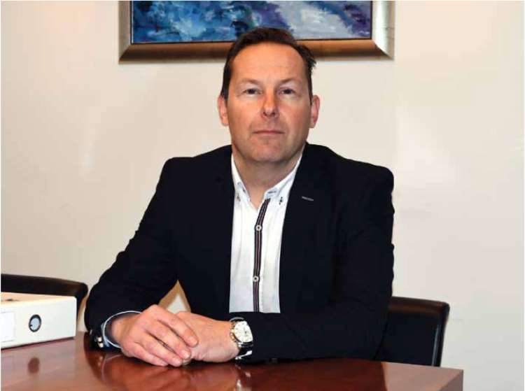 Ervin Renko (na fotografiji) je predsednik nadzornega sveta Pošte Slovenije. Februarja letos je oddal odločilni glas za imenovanje Tomaža Kokota za generalnega direktorja, čeprav za ta položaj ne izpolnjuje pogojev.