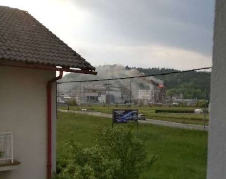 Eksplozije v tovarni na Zasavski cesti.