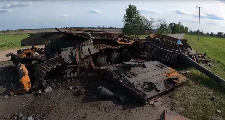 Eden od uničenih tankov v ukrajinsko-ruski vojni.
