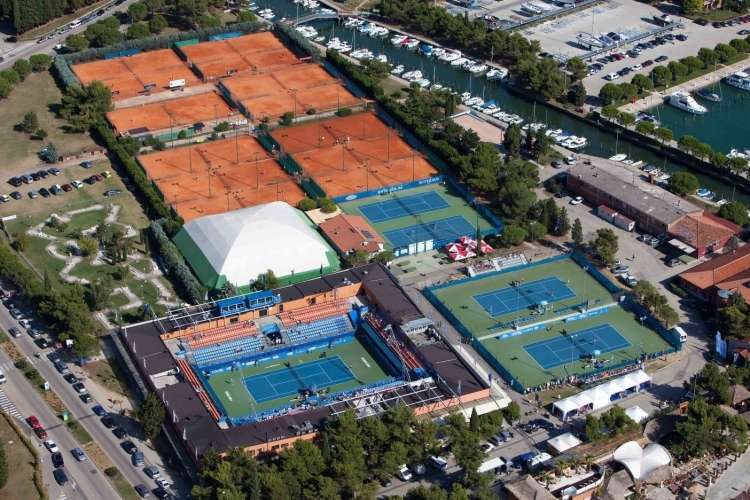 Centralni teniški stadion v Portorožu