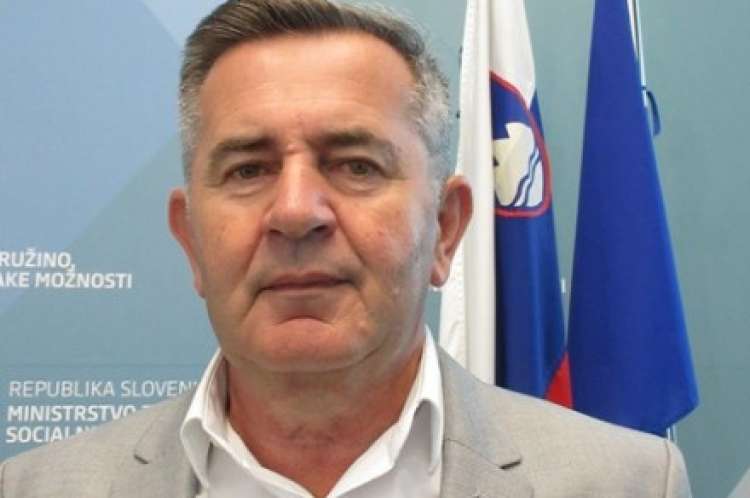 Glavni inšpektor za delo Jadranko Grlić je po razkritju nepravilnosti v podjetju Amonte odstopil s položaja.