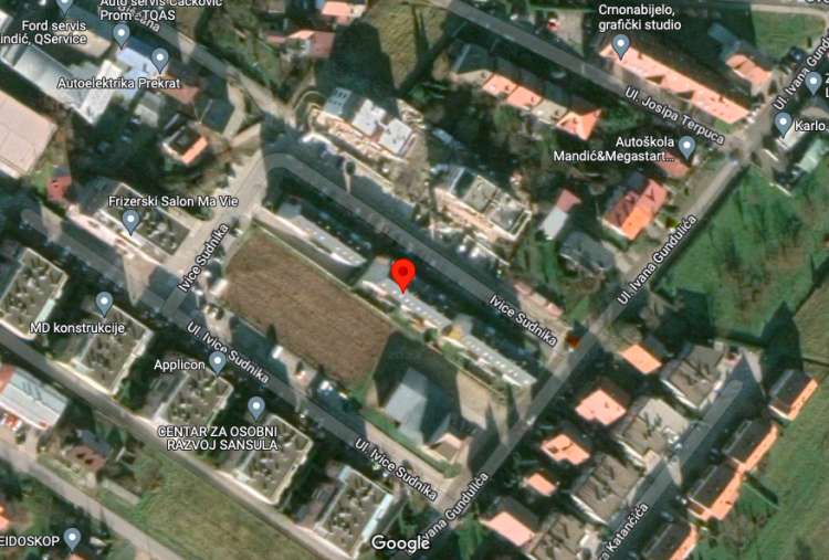 Leta 2019 je Žugelj od Kodrićevega podjetja kupil stanovanje v mestu Samobor.