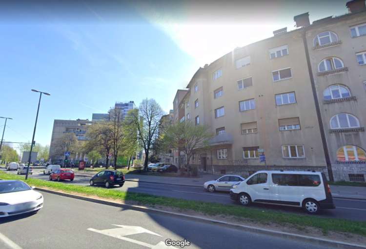 Damjan Žugelj je spomladi 2014 kupil večje stanovanje na Tivolski cesti v središču Ljubljane.