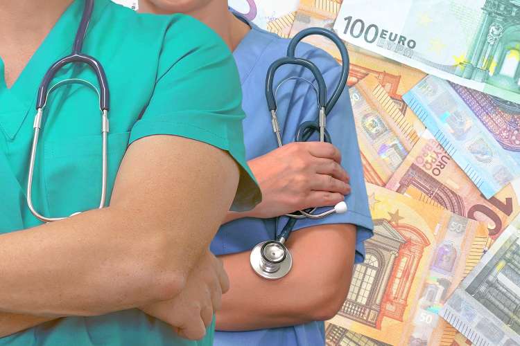 Država je nekaj tisoč zdravnikom med epidemijo izplačala za 116 milijonov evrov dodatkov. Pomemben del tega denarja se je prelil na trg nepremičnin.