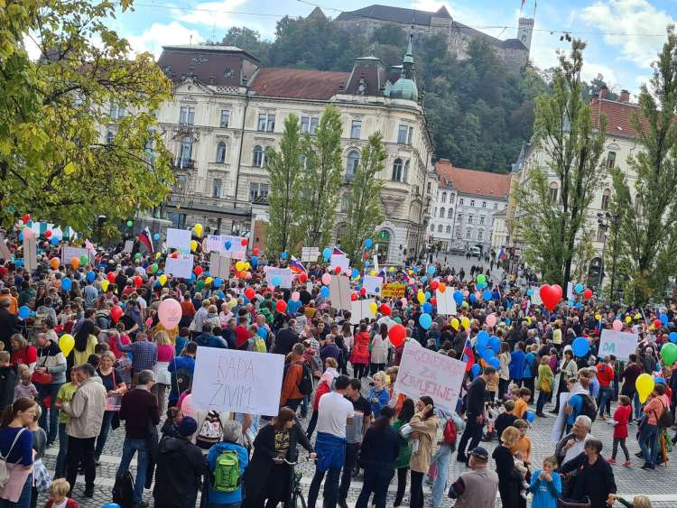 Pohodu za življenje, ki je v tem tednu potekal v Ljubljani, so se pridružili tudi politiki iz vrst SDS.