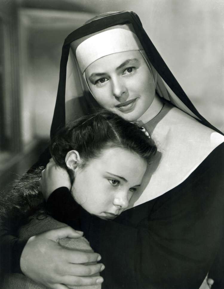 Ingrid Bergman, Joan Carroll.jpg