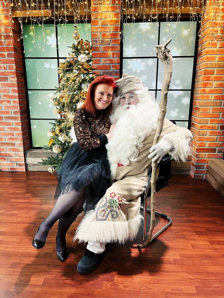 Dedek Mraz in Janja Ulaga