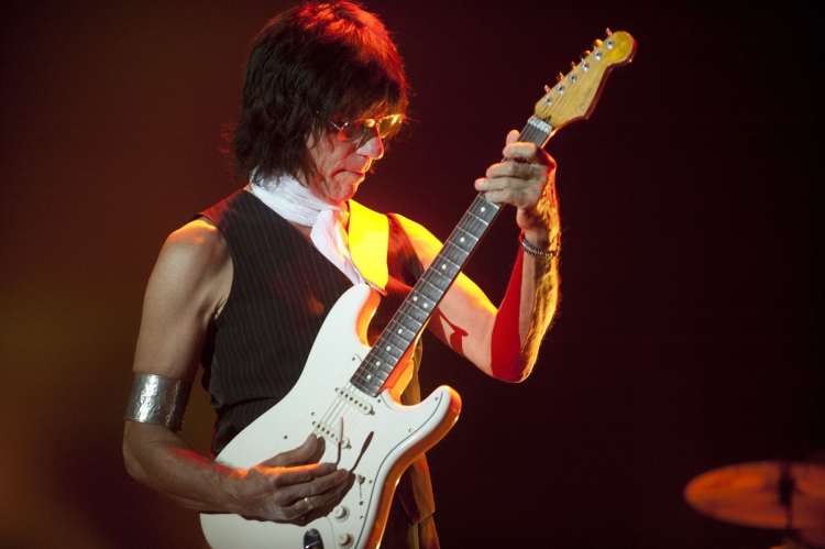 Jeff Beck je zagotovo eden najboljših kitaristov rock obdobja.