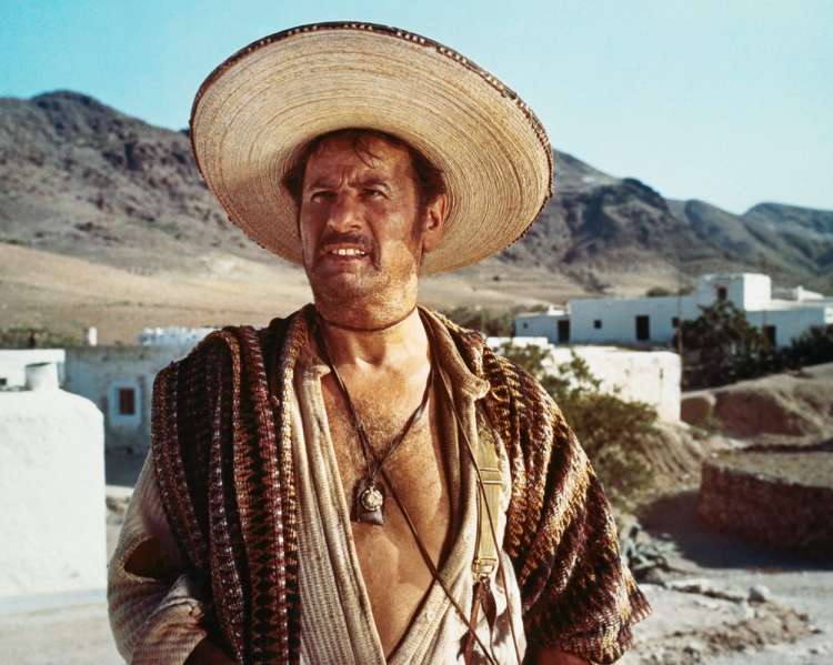 Umazani Tuco v Leonejevi klasiki Dobri, umazani, zli (1966) je ena najbolj prepoznavnih vlog Elija W