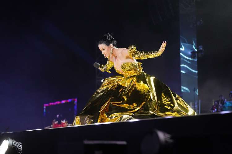 Katy Perry je navdušila gledalce koncerta z 