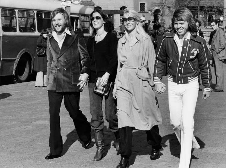 Skupina ABBA, znana po svoji prepoznavni pop melodiji in harmoniji, ostaja ena najbolj uspešnih in v