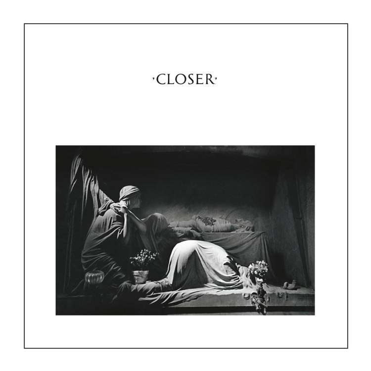 Album Closer (1980) je bil drugi in zadnji album Joy Division in velja za znanilca post-punkovske er