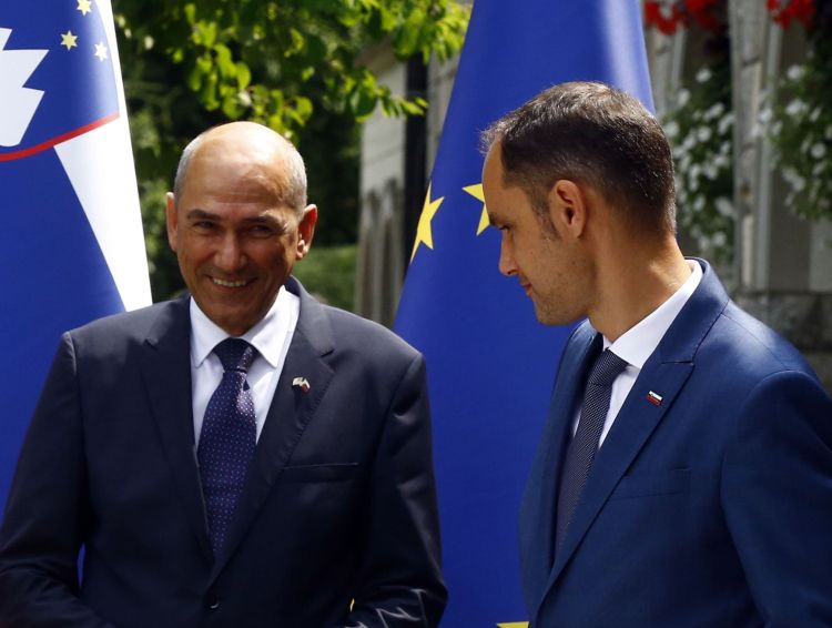 jansa logar bobo2.jpg