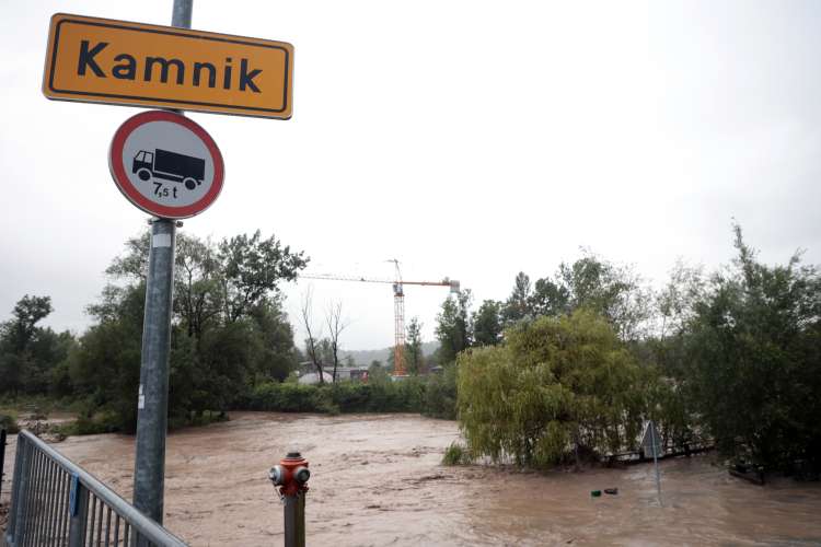 Poplave v Kamniku.