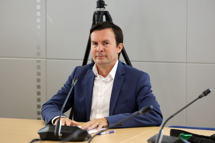 uros urbanija-pl.JPG