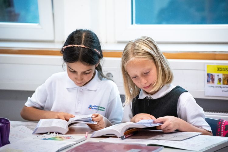 Why study at international school