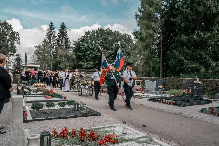 sašo-hribar, pogreb