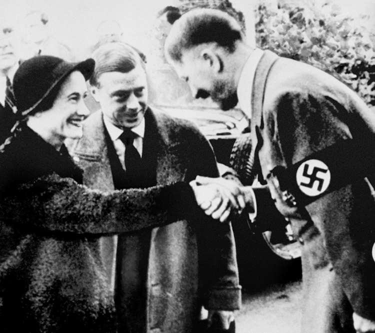 Nekateri so bili mnenja, da je Wallis simpatizirala z nacisti.