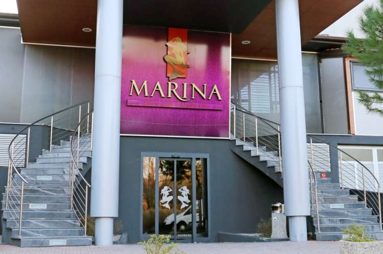 Sergej Racman je obtožen domnevne zlorabe prostitucije v nočnem klubu Marina pri Novi Gorici.