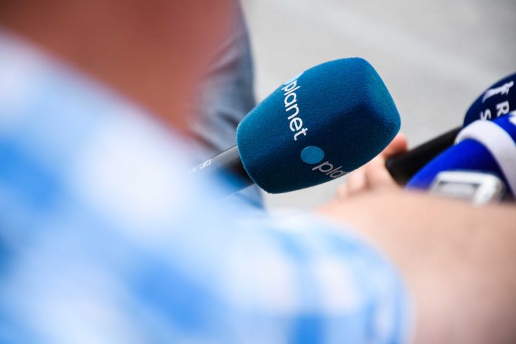 planet tv mikrofon bobo.jpg