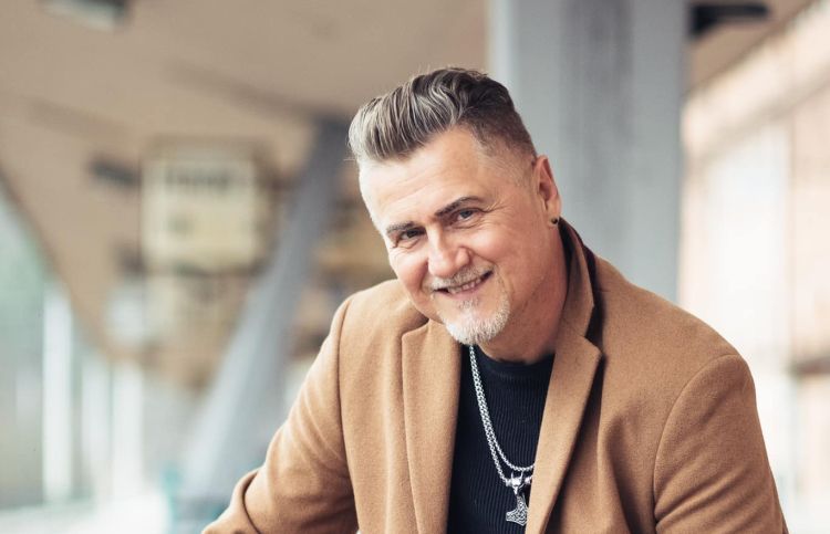 Božidar Wolfand Wolf.