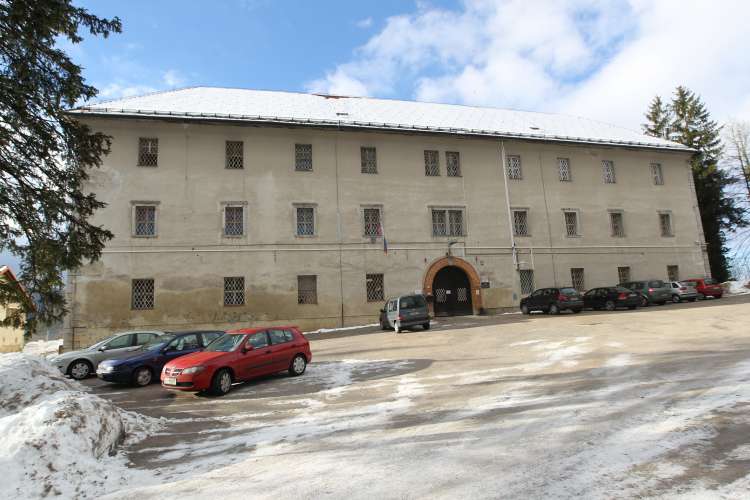 zapor, ženski zapor, Ig